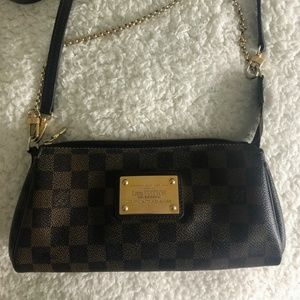 Louis Vuitton Eva Clutch